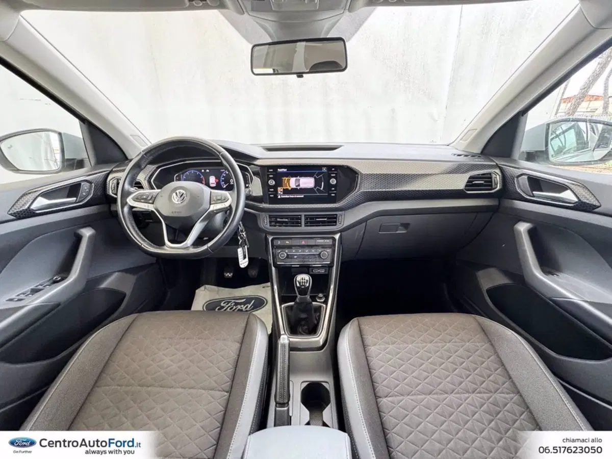 Volkswagen T-Cross usata a Roma (9)