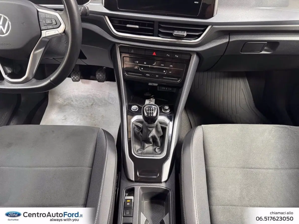 Volkswagen T-Roc usata a Roma (11)