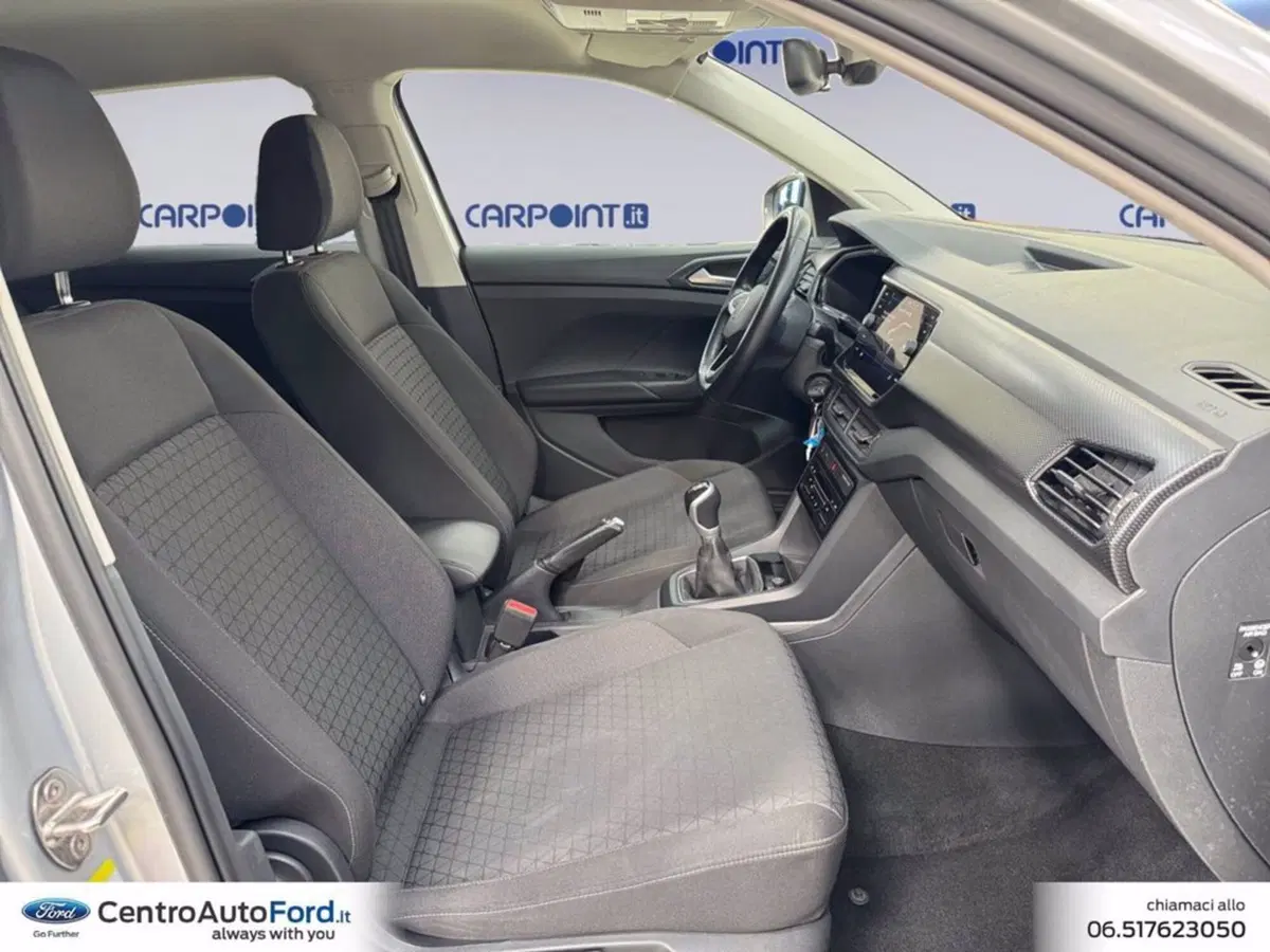 Volkswagen T-Cross usata a Roma (15)