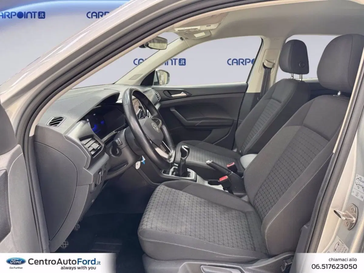 Volkswagen T-Cross usata a Roma (9)