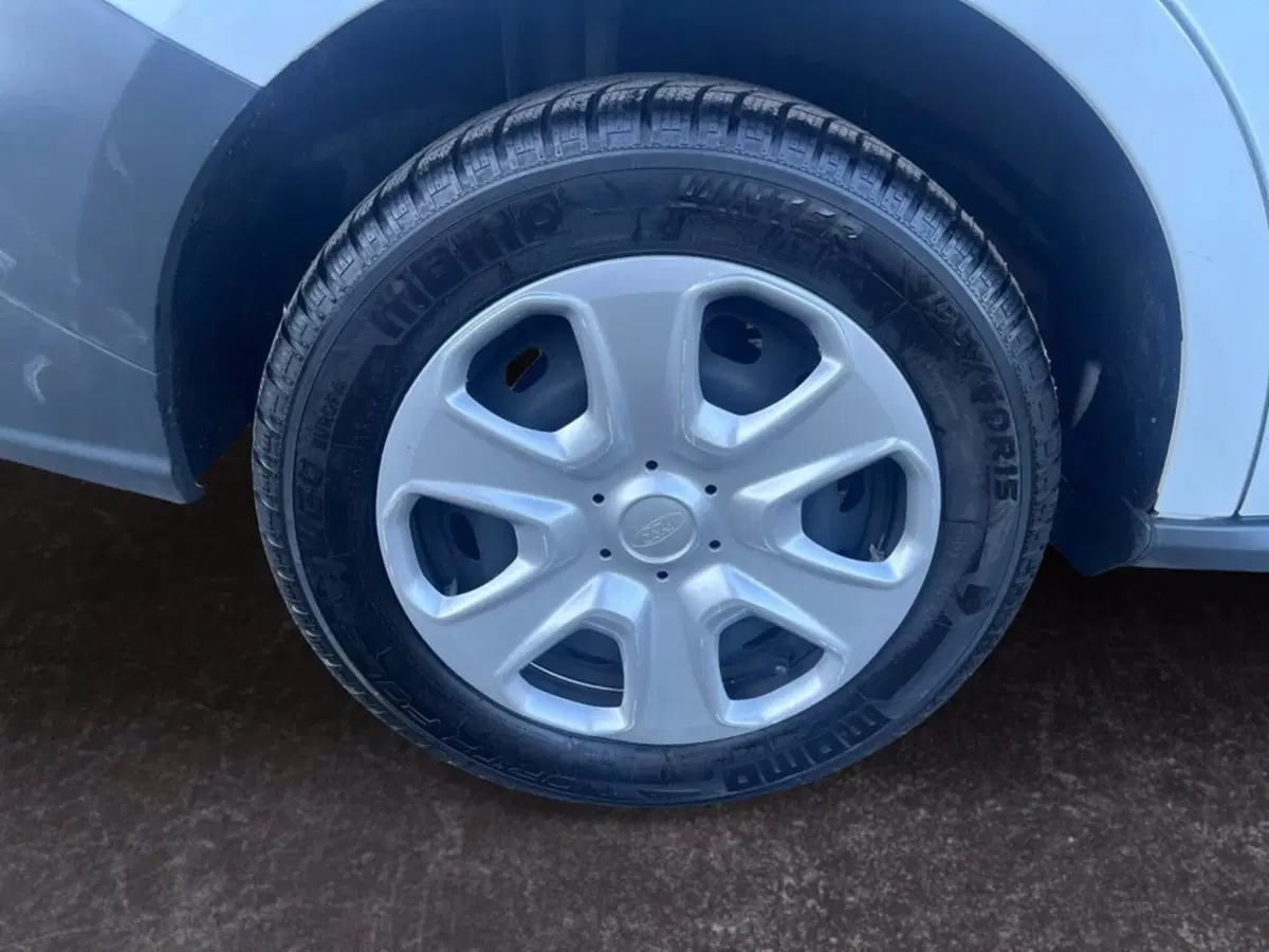 Ford Transit Courier usata a Milano (14)