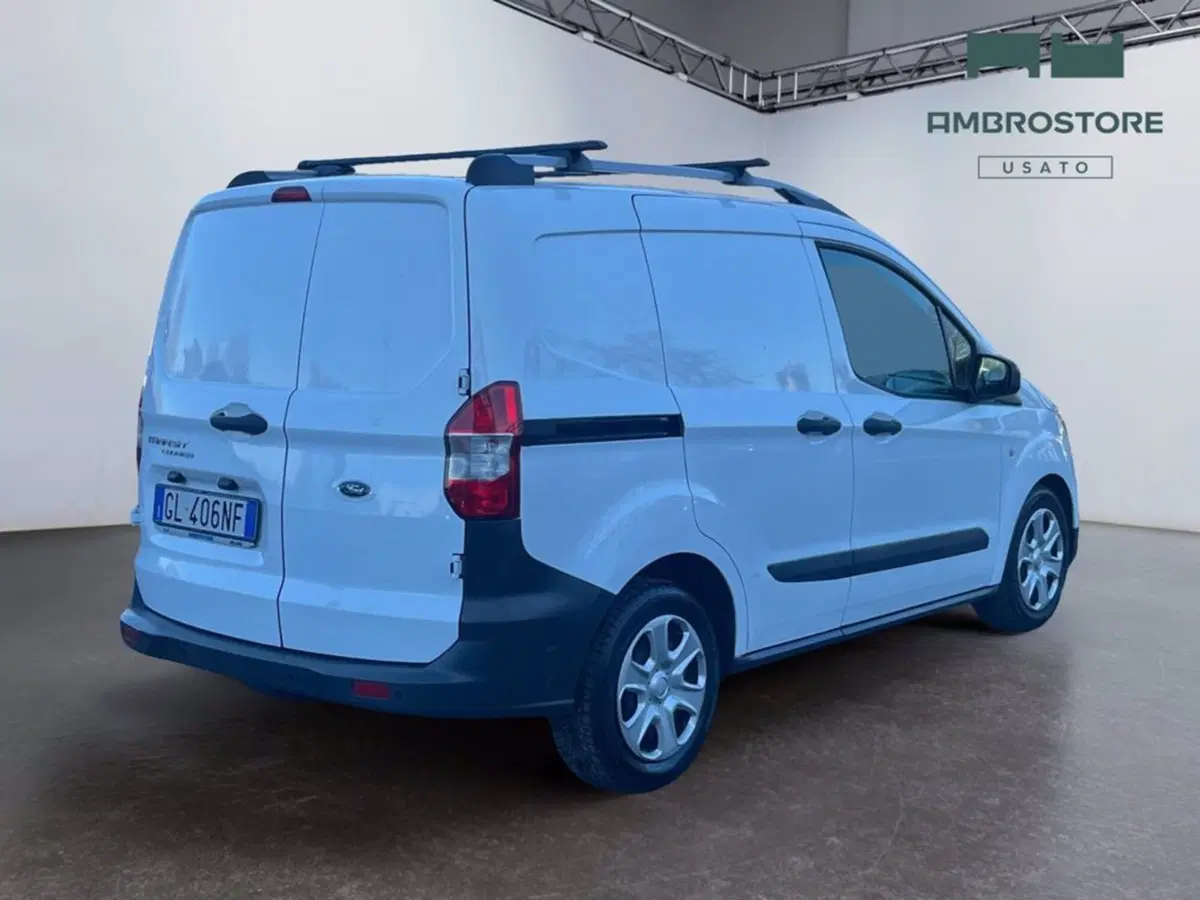 Ford Transit Courier usata a Milano (5)