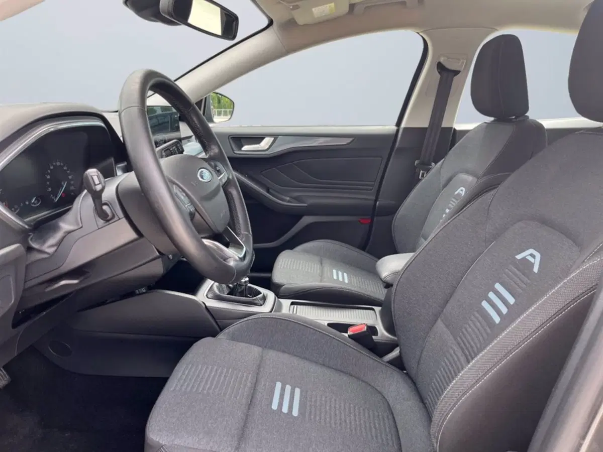 Ford Focus usata a Milano (10)