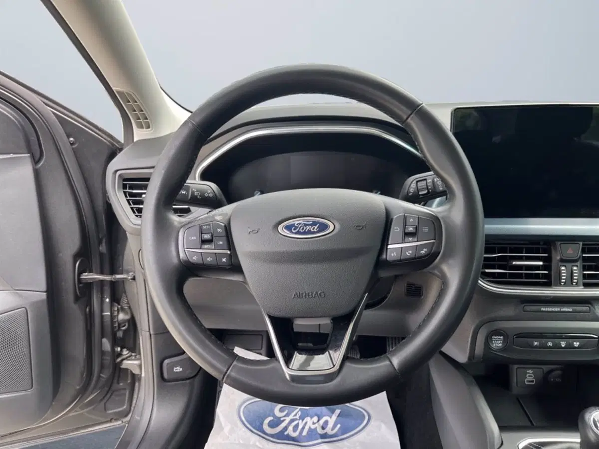 Ford Focus usata a Milano (13)