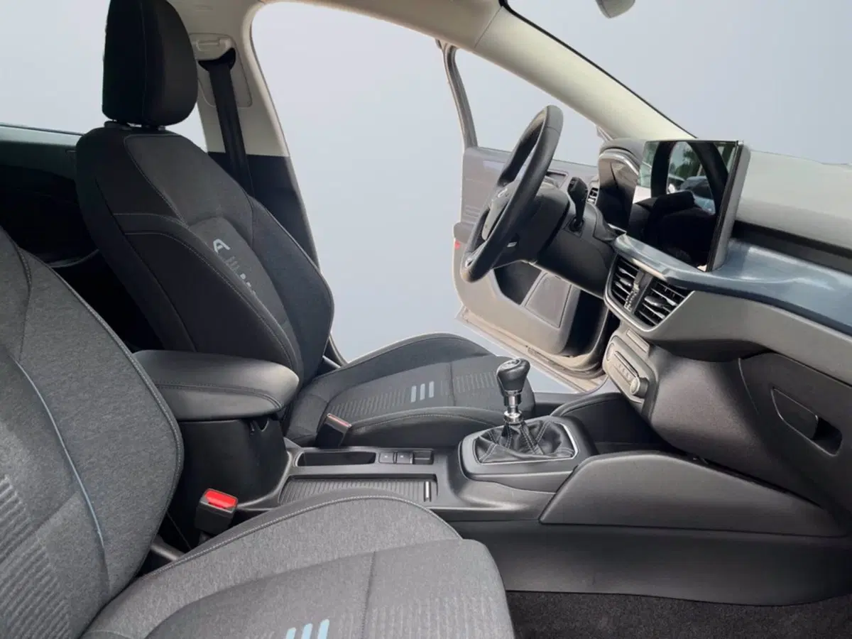 Ford Focus usata a Milano (15)
