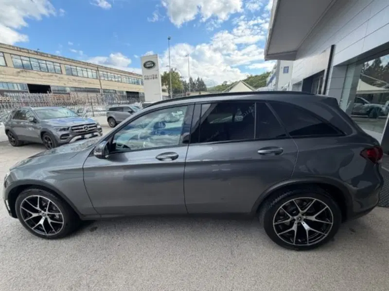 Mercedes-Benz GLC SUV usata a Potenza (5)