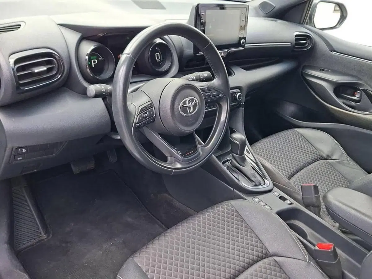 Toyota Yaris Cross usata a Torino (13)