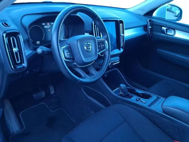 Volvo XC40 usata a Torino (11)