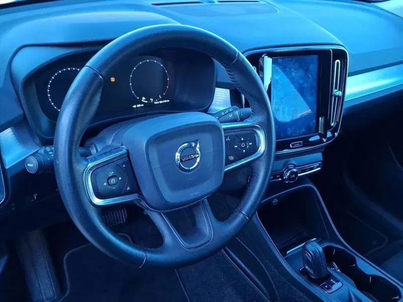 Volvo XC40 usata a Torino (12)