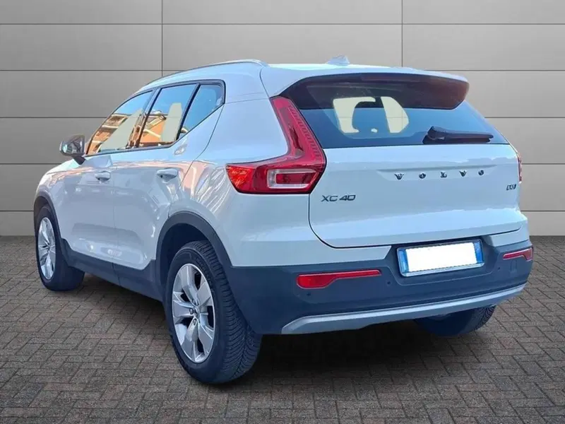 Volvo XC40 usata a Torino (2)