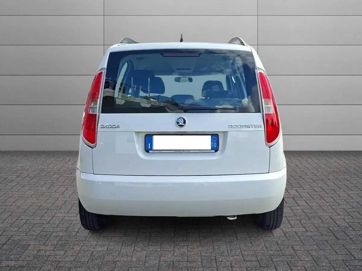 Skoda Roomster usata a Torino (4)