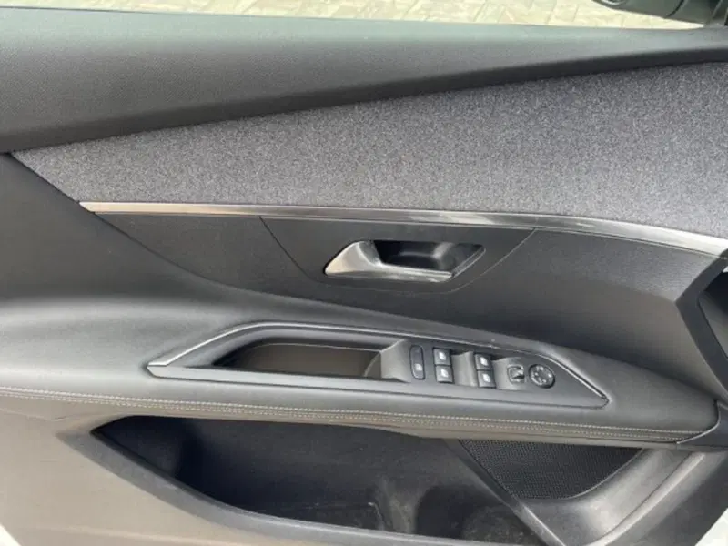 Peugeot 3008 usata a Ancona (13)