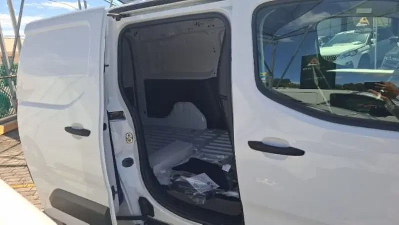 Opel Combo Furgone nuova a Ancona (4)