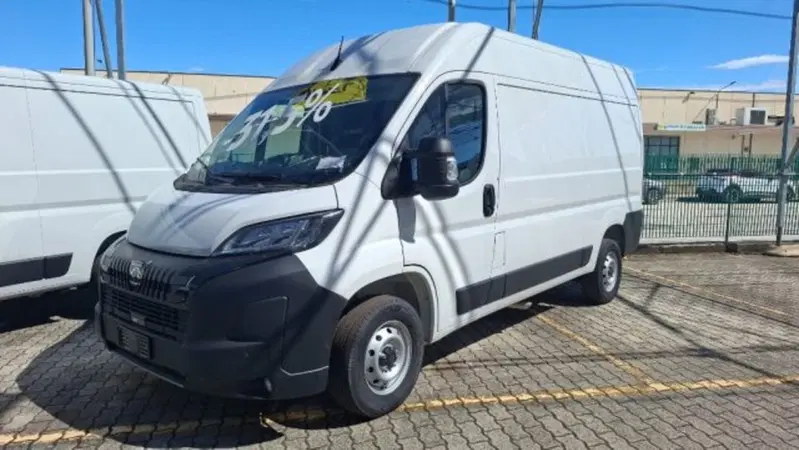 Peugeot Boxer Furgone nuova a Ancona