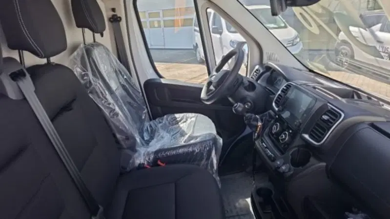 Peugeot Boxer Furgone nuova a Ancona (5)