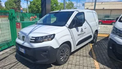Peugeot Partner Furgone BlueHDi 100 PC 1000Kg Furgone Premium del 2024 usata a Ancona