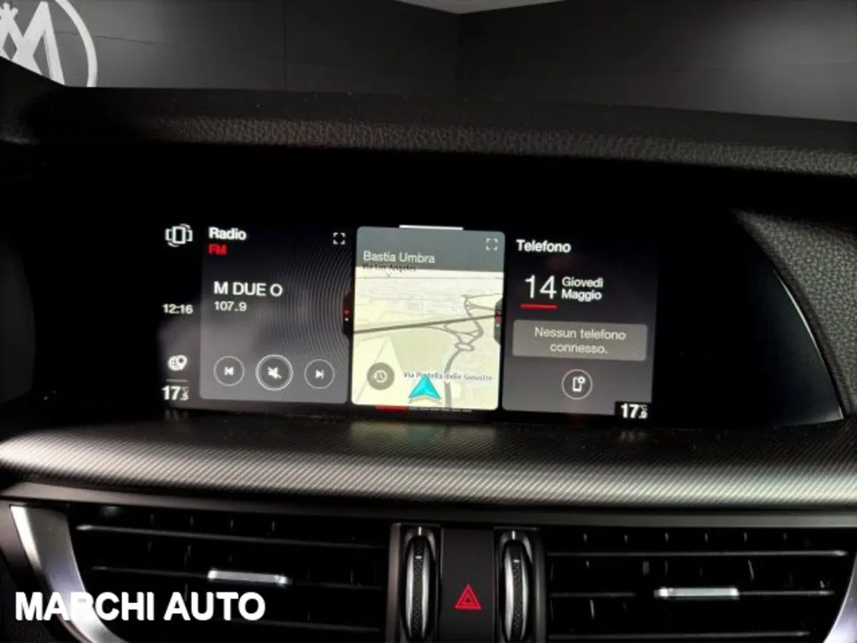 Alfa Romeo Stelvio nuova a Perugia (18)