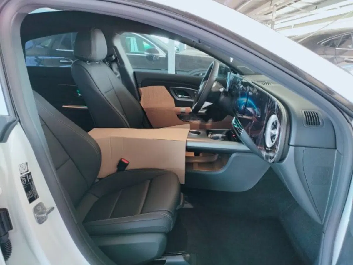 Mercedes-Benz CLA EQ nuova a Teramo (12)