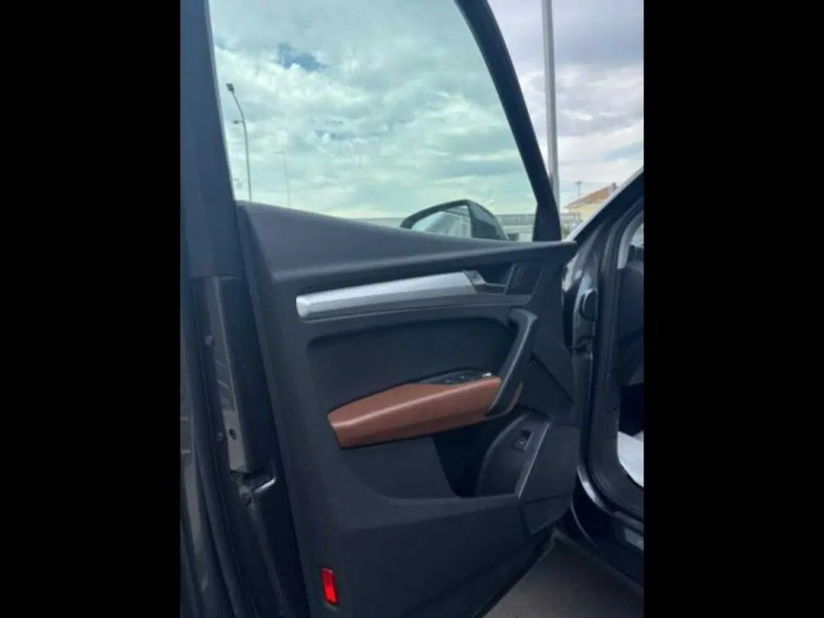 Audi Q5 Sportback usata a Caltanissetta (10)