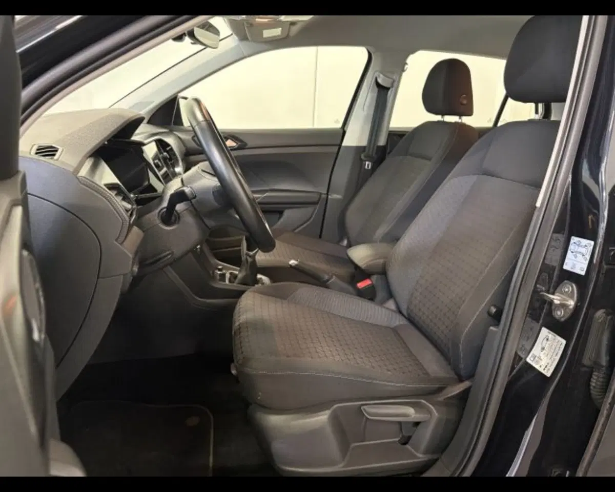 Volkswagen T-Cross usata a Treviso (8)