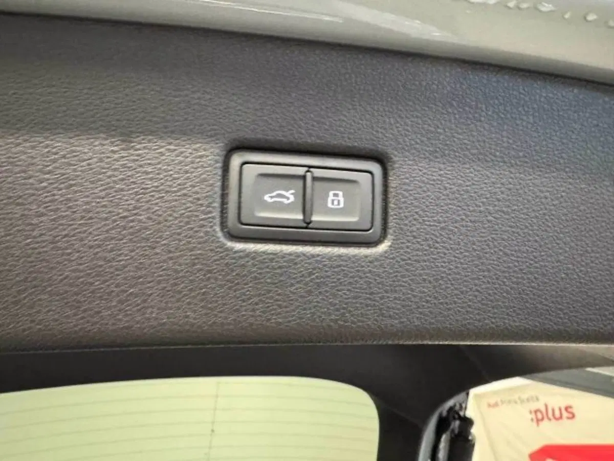 Audi Q5 Sportback nuova a Treviso (11)