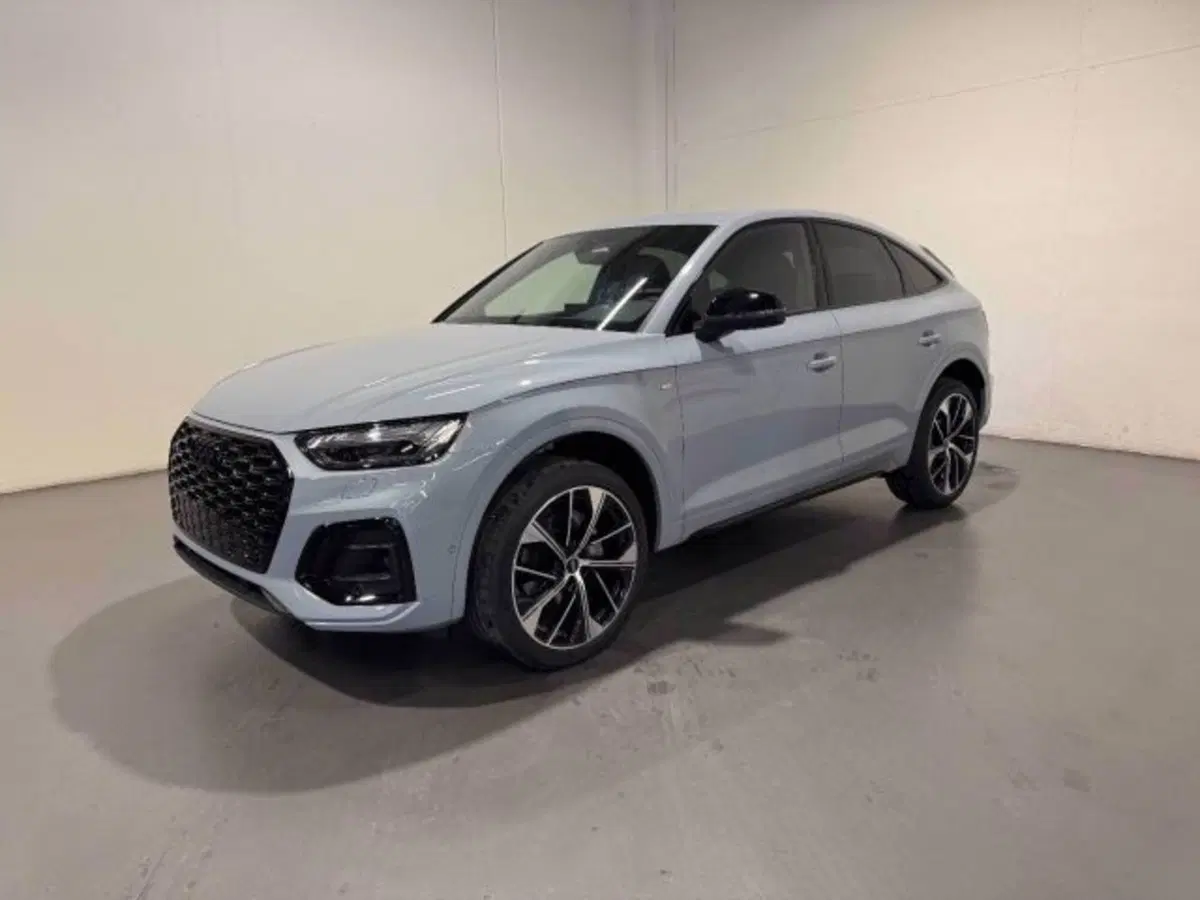 Audi Q5 Sportback nuova a Treviso (2)