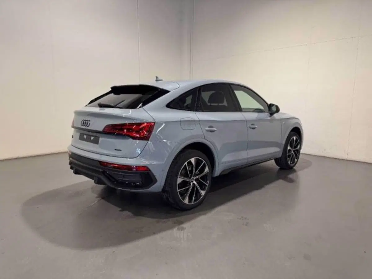 Audi Q5 Sportback nuova a Treviso (3)
