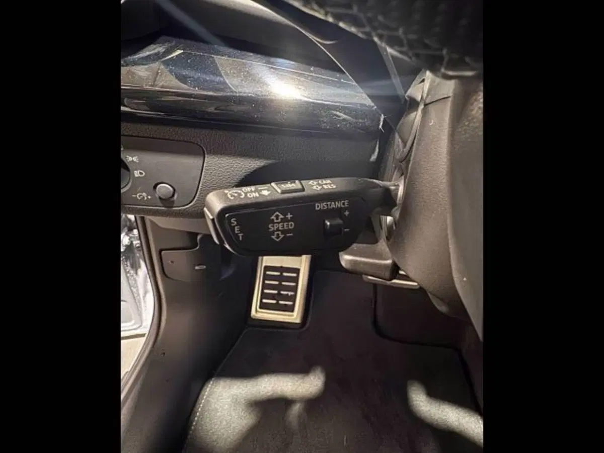 Audi Q5 Sportback nuova a Treviso (9)