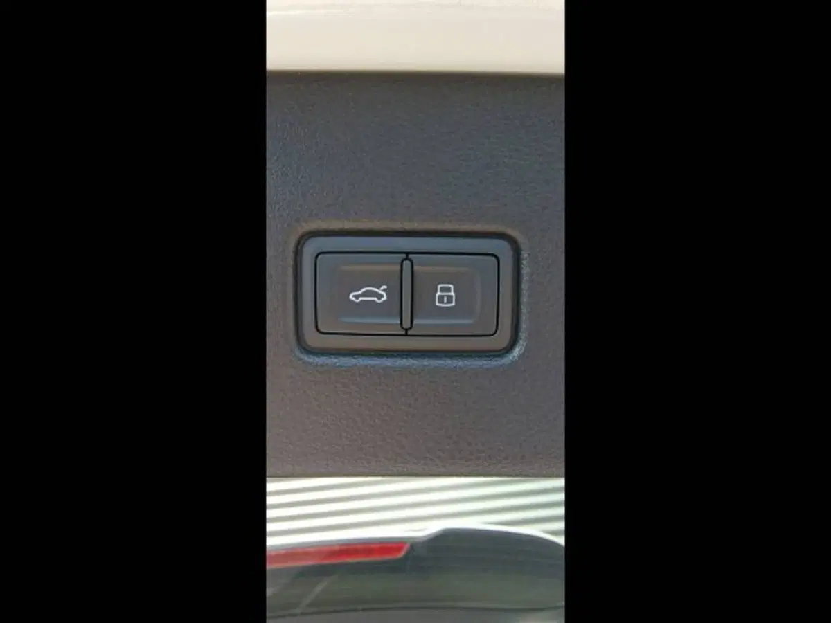 Audi Q5 Sportback nuova a Treviso (10)