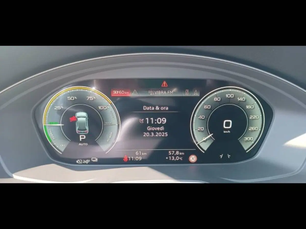 Audi Q5 Sportback nuova a Treviso (6)