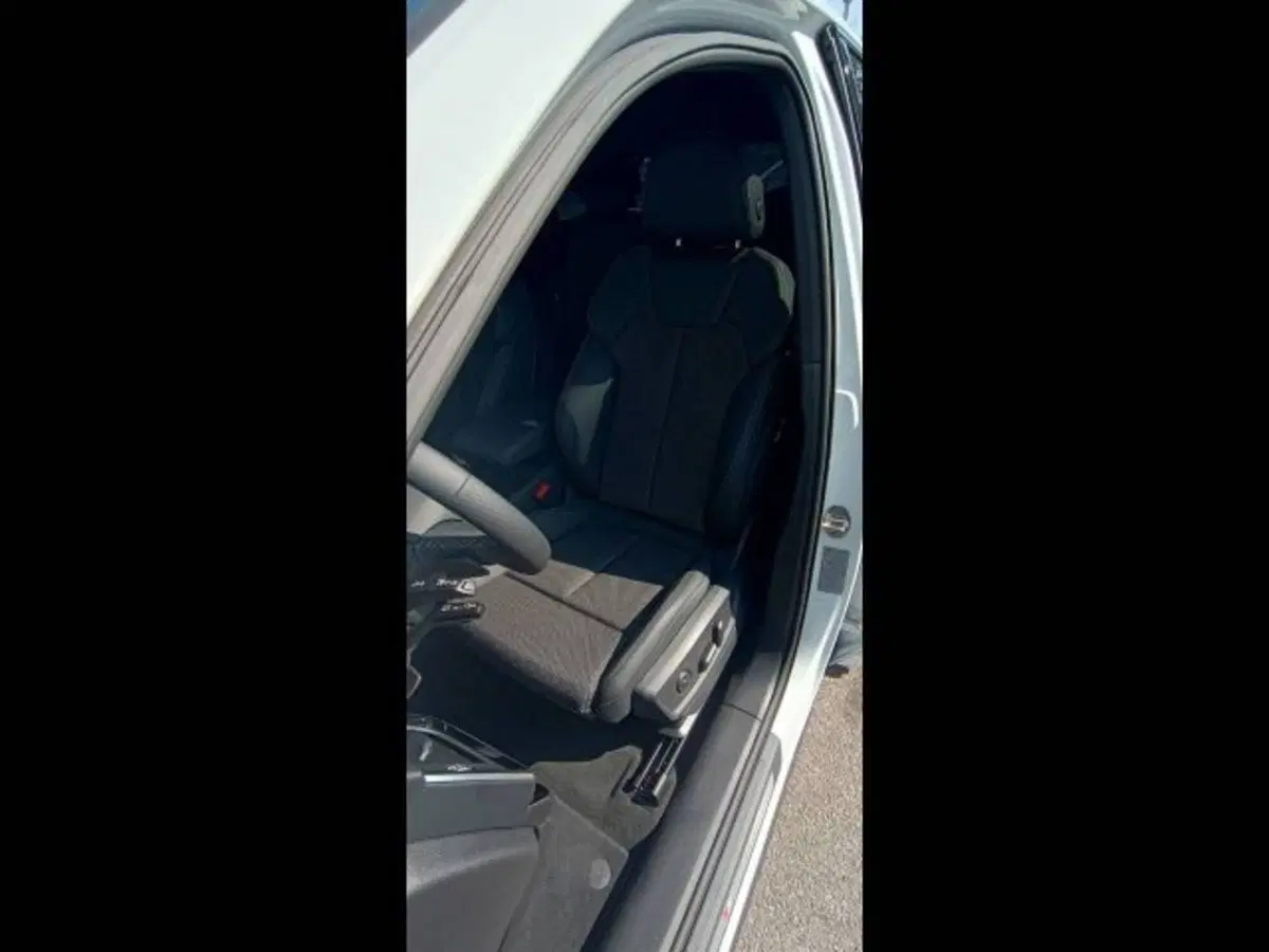 Audi Q5 Sportback nuova a Treviso (9)