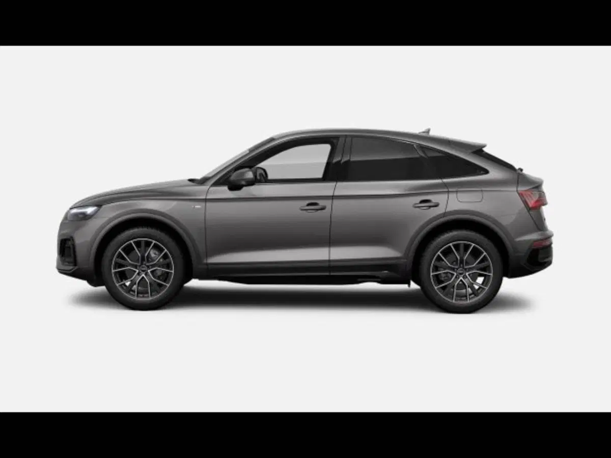 Audi Q5 Sportback nuova a Treviso (3)