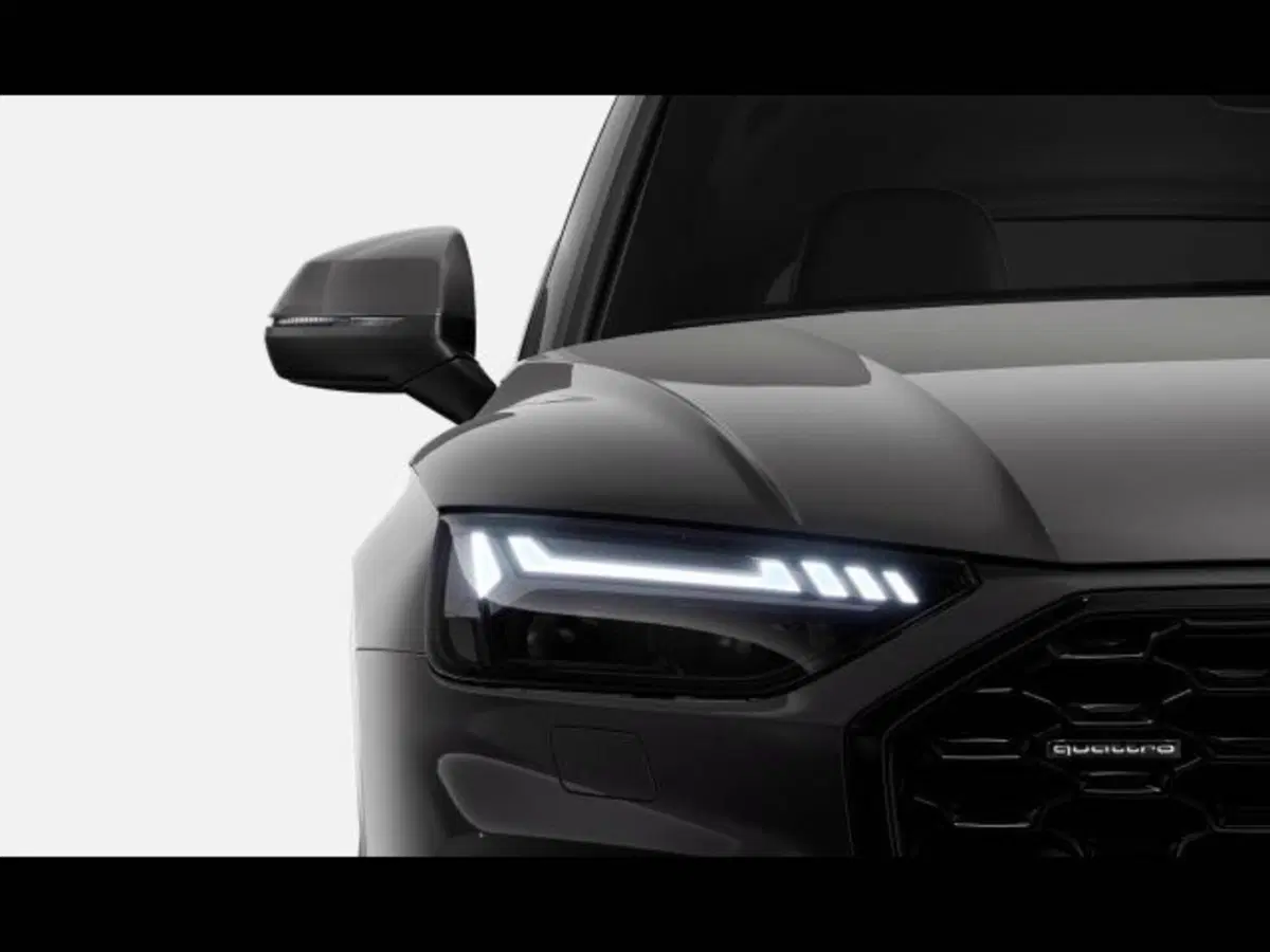 Audi Q5 Sportback nuova a Treviso (5)