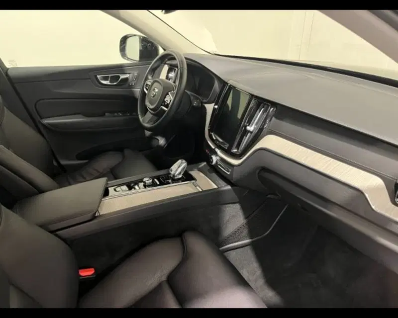 Volvo XC60 usata a Treviso (4)