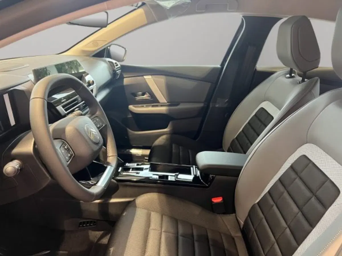 Citroen C4 nuova a Perugia (10)