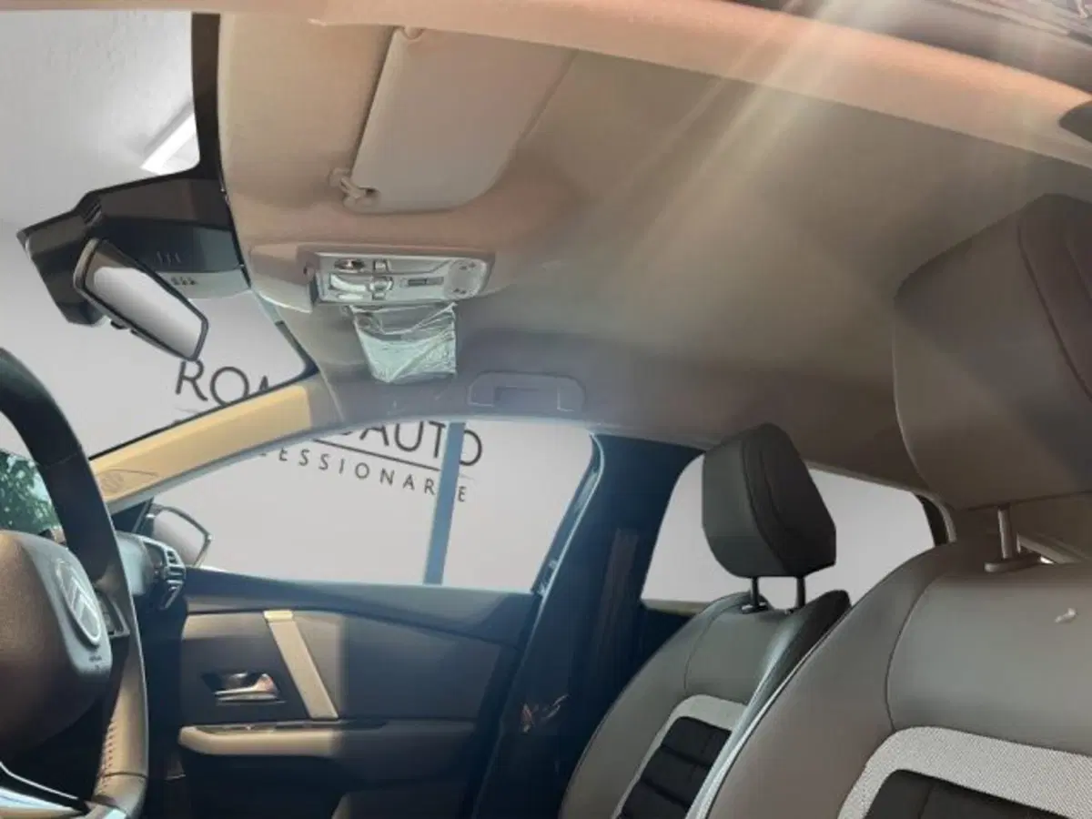 Citroen C4 nuova a Perugia (18)