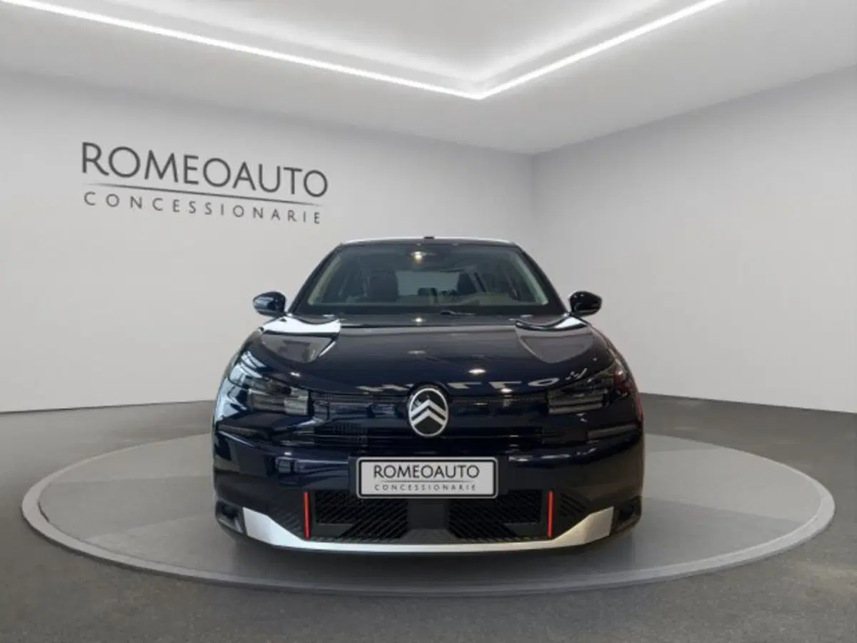 Citroen C4 nuova a Perugia (9)