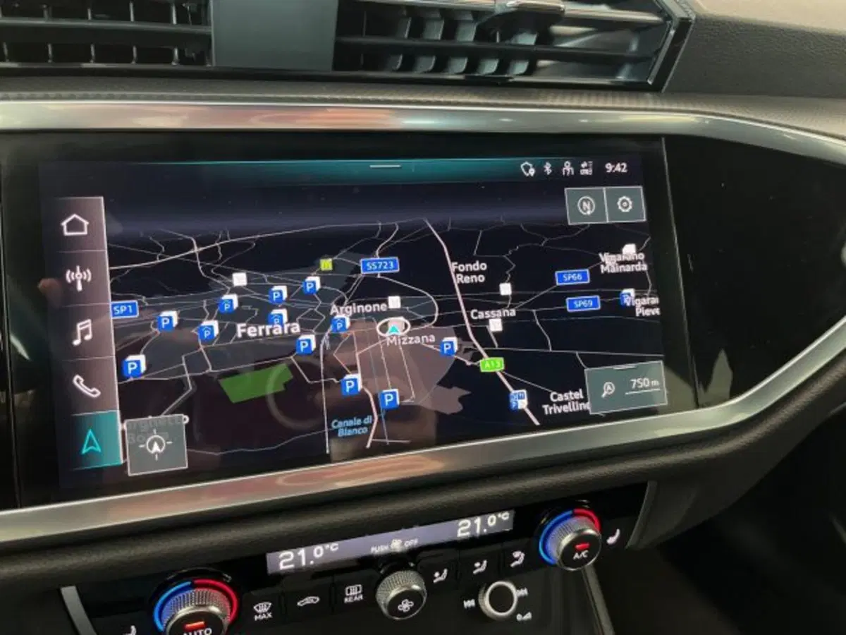 Audi Q3 Sportback usata a Bologna (14)