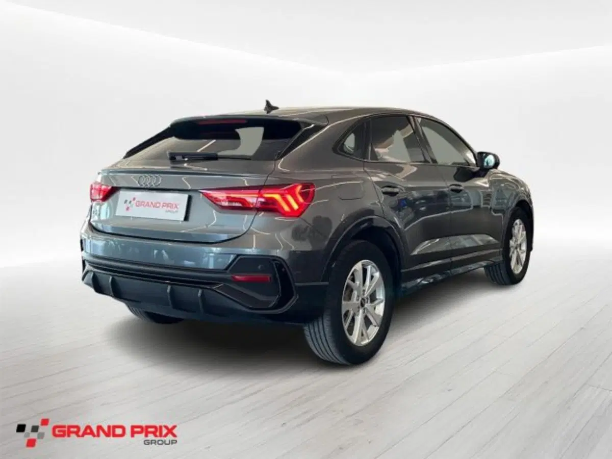 Audi Q3 Sportback usata a Bologna (2)