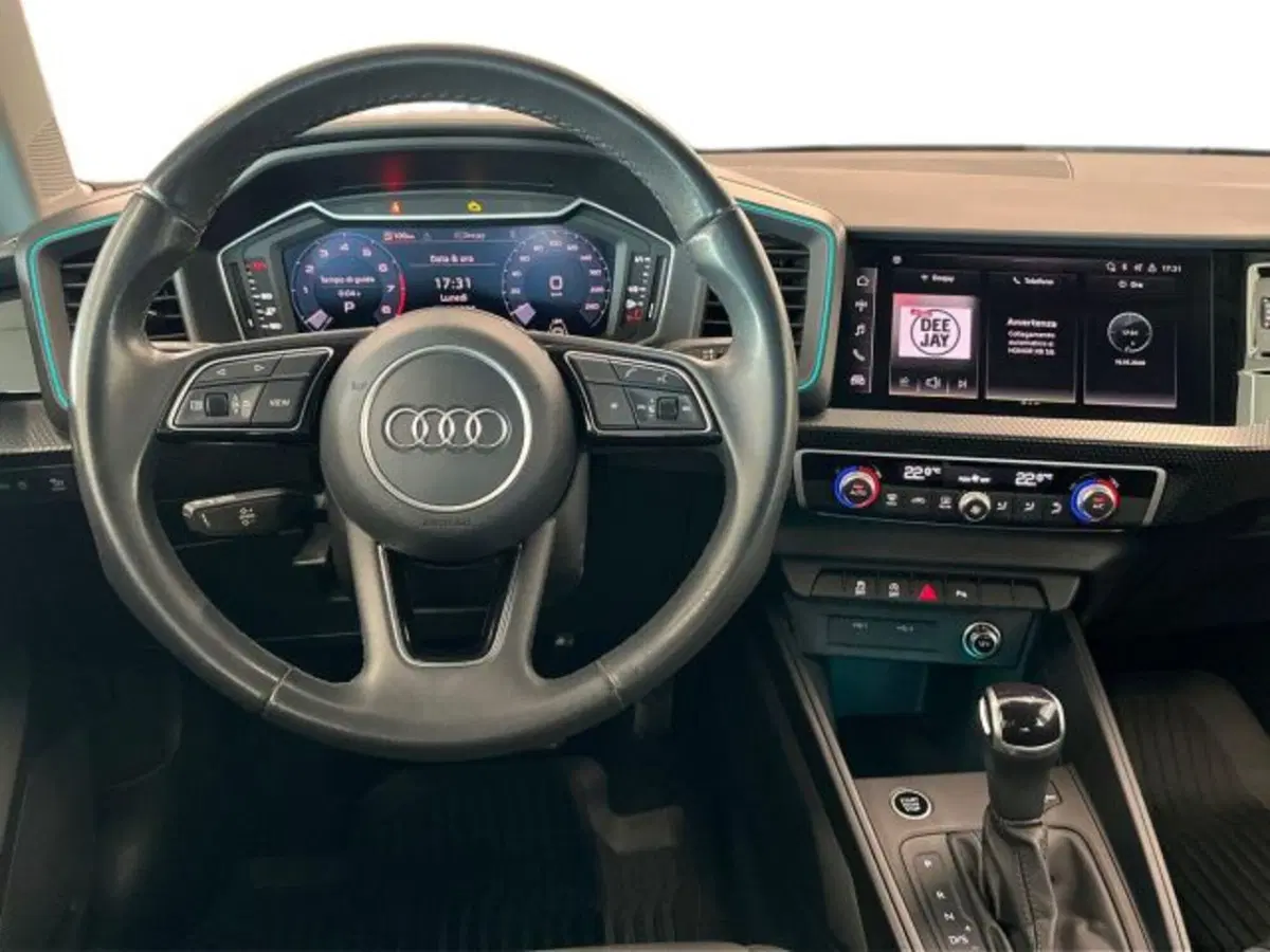 Audi A1 allstreet usata a Bologna (10)