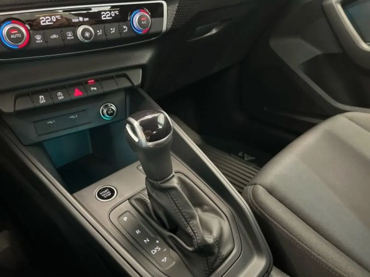 Audi A1 allstreet usata a Bologna (18)