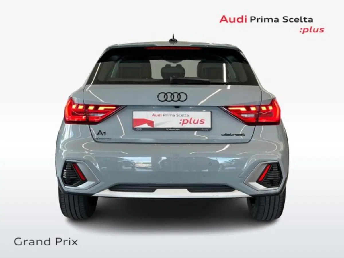 Audi A1 allstreet usata a Bologna (5)