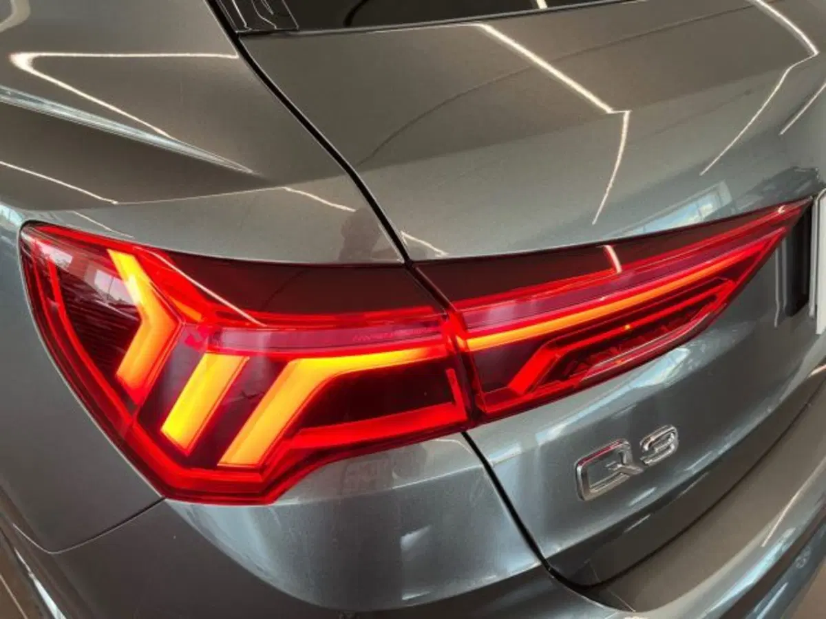 Audi Q3 Sportback usata a Bologna (8)