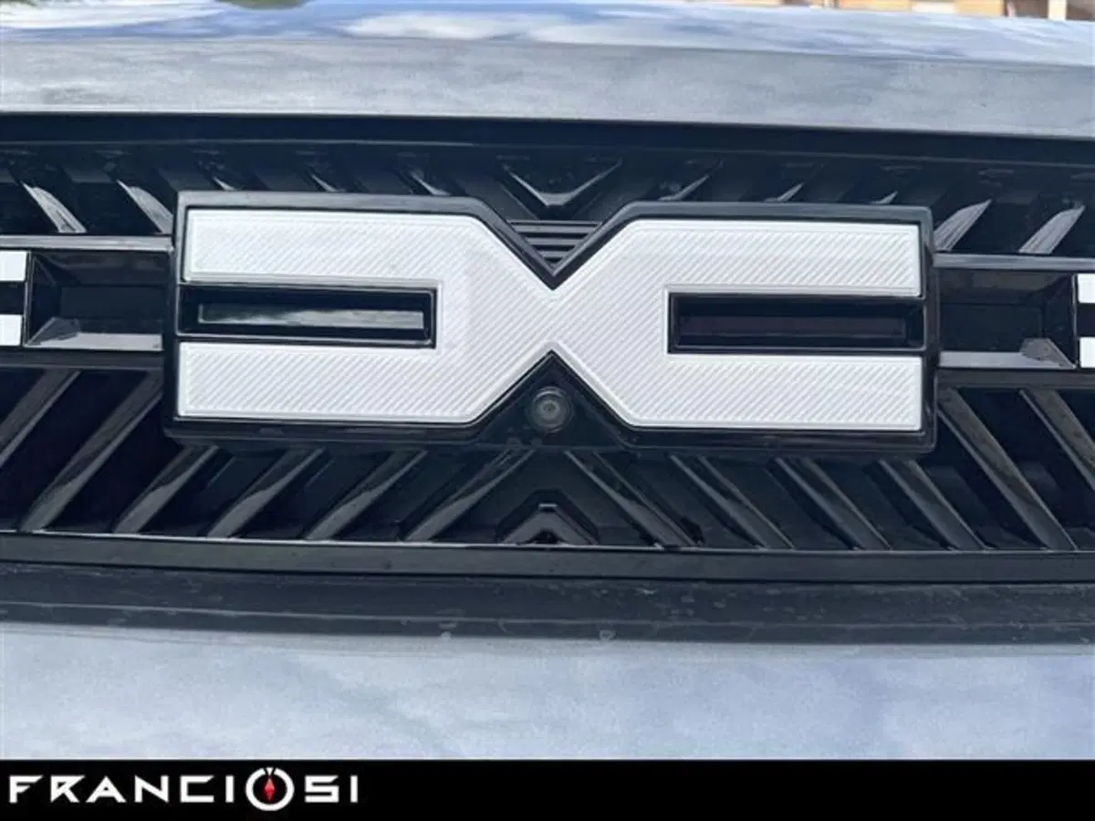 Dacia Bigster usata a Modena (16)