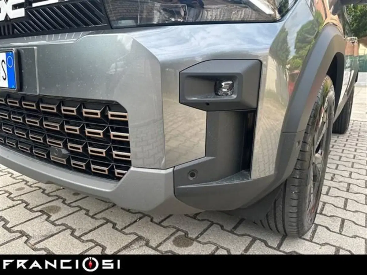 Dacia Bigster usata a Modena (18)