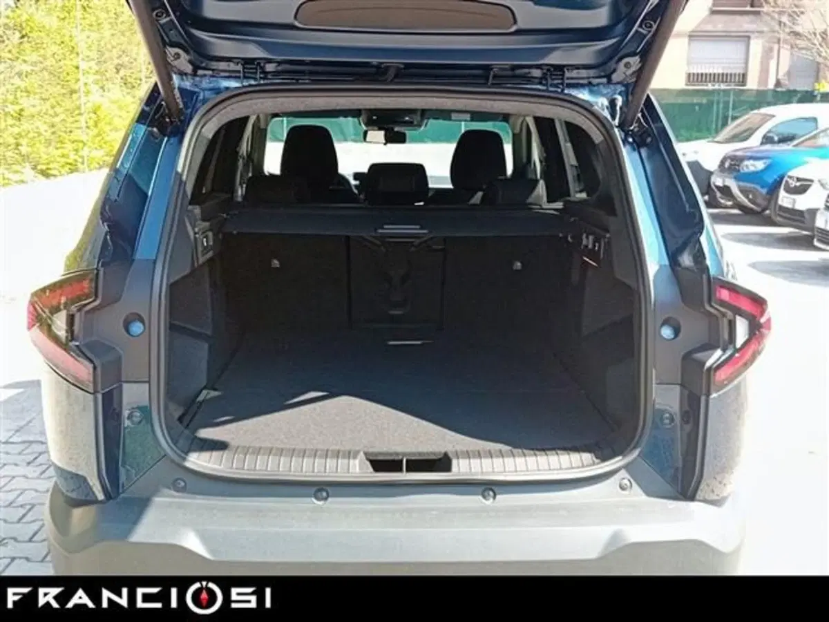 Dacia Bigster usata a Modena (12)
