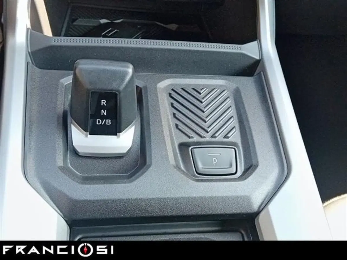Dacia Bigster usata a Modena (7)