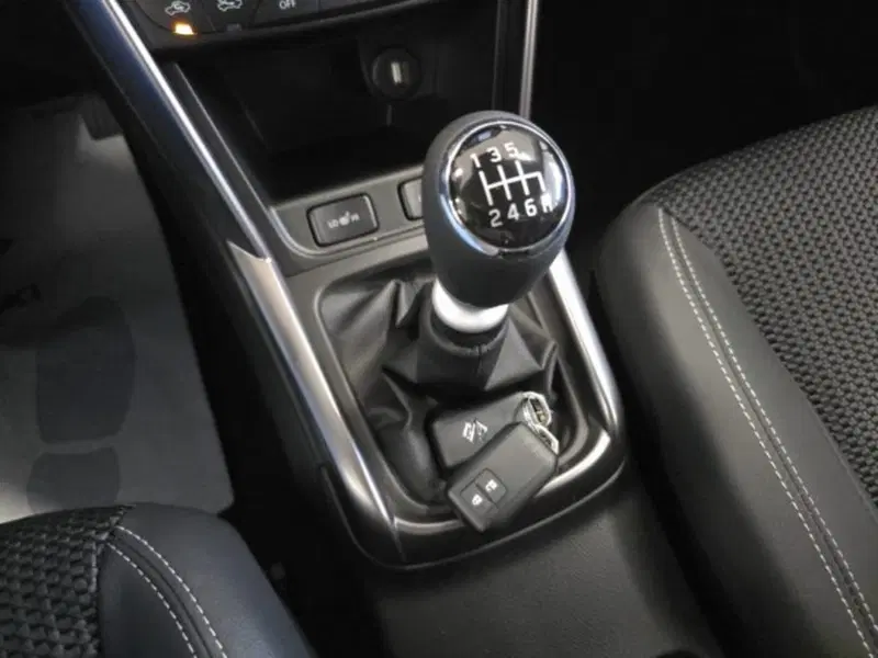 Suzuki S-Cross nuova a Reggio Emilia (15)