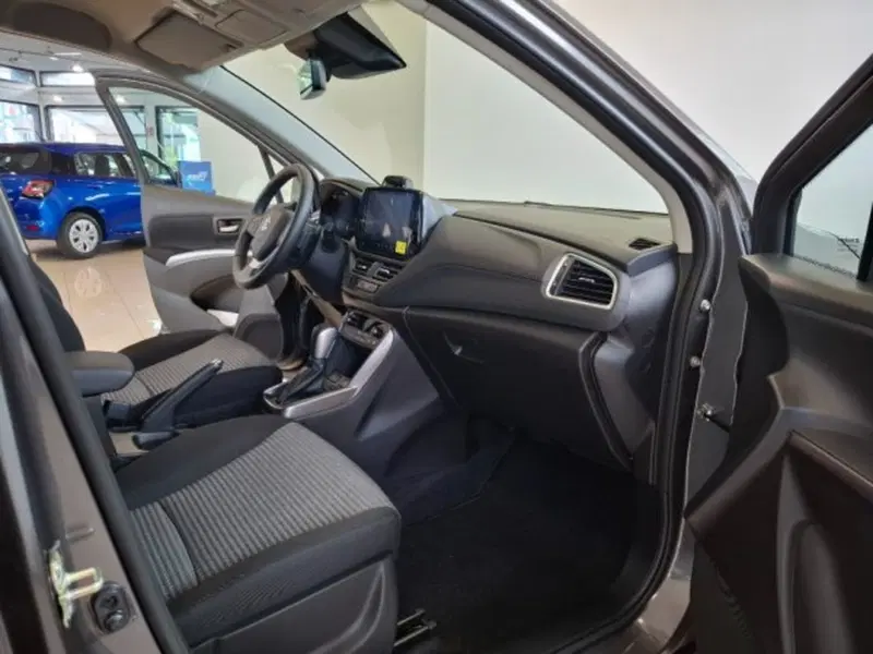 Suzuki S-Cross nuova a Reggio Emilia (16)