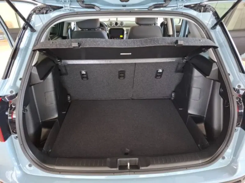 Suzuki Vitara nuova a Reggio Emilia (16)
